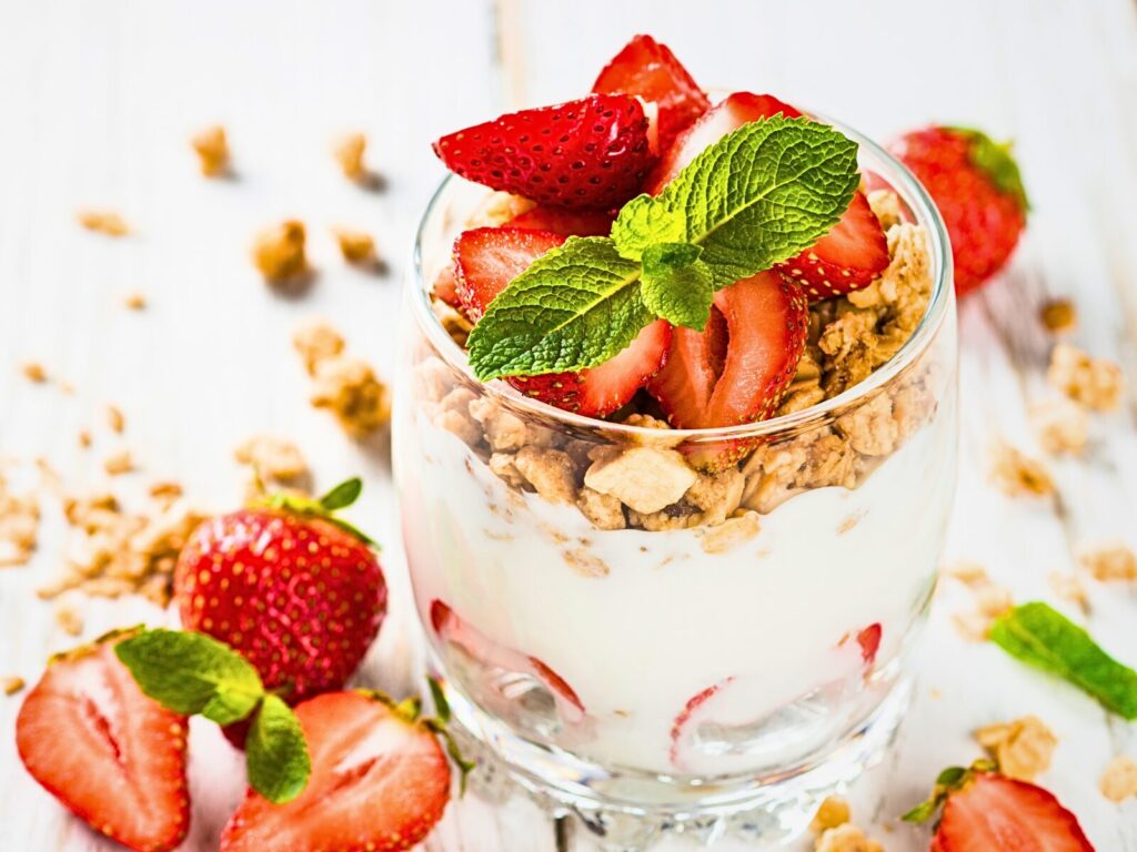 Greek yogurt parfait - high protein snacks