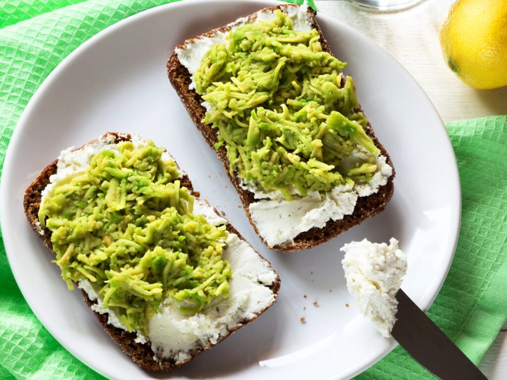 Avocado with Cottage Cheese - high protein high fiber snacks