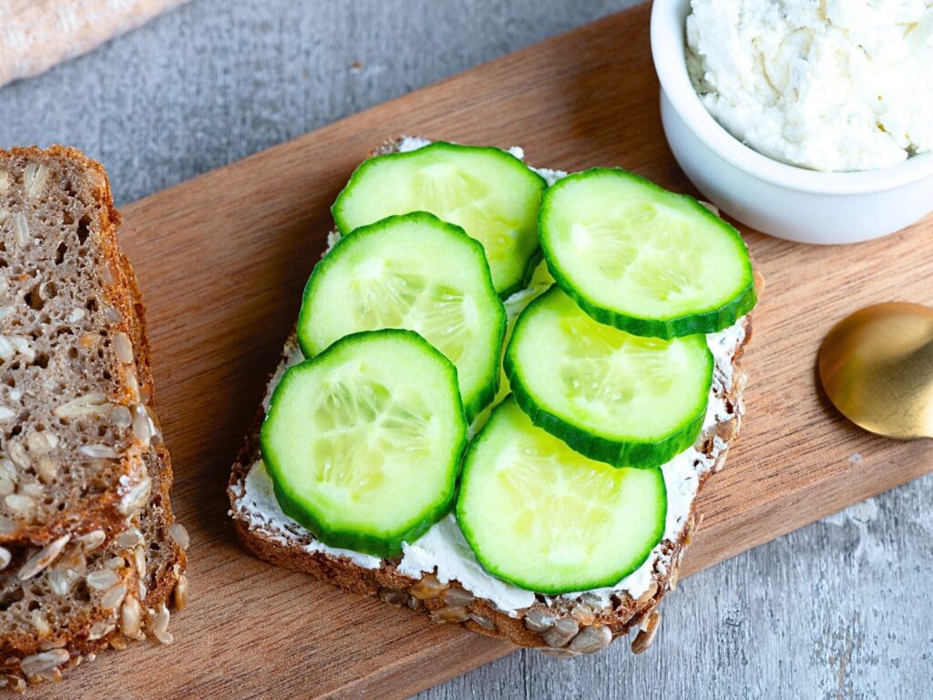 Cottage Cheese with Cucumber and Bread - high protein high fiber snacks