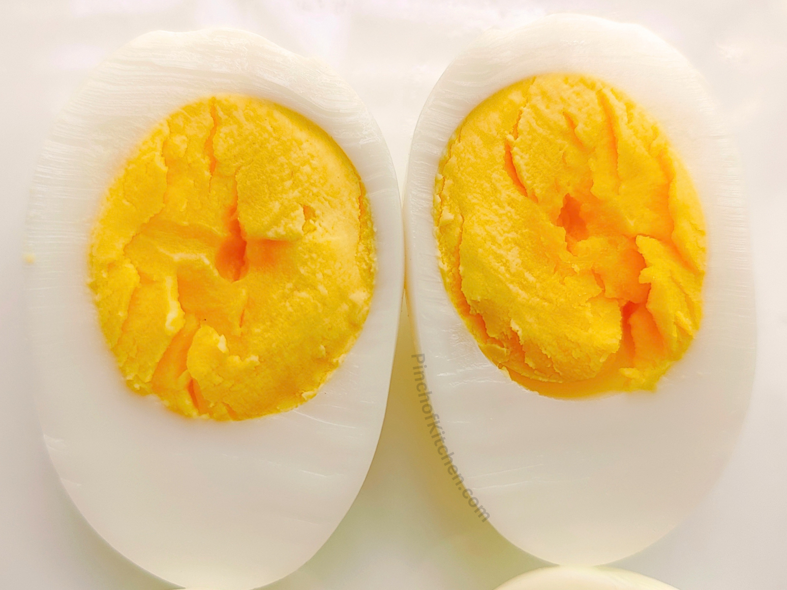 hard-boiled eggs recipe for breakfast